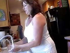 TargetVids presents: Hairy mom