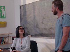 TargetVids presents: Kinky math tutor jasmine jae loves giving head and having sex