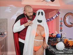 TargetVids presents: Hardcore ffm threesome with stunning emma hix & lasirena69