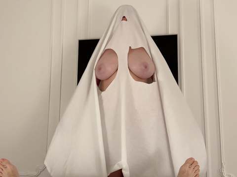 TargetVids presents: Fucked big titty ghost on halloween