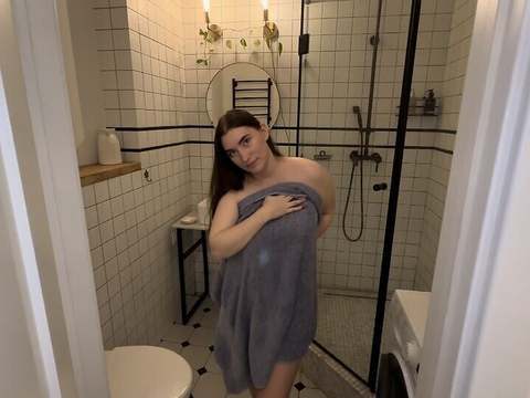 TargetVids presents: Watched his stepsister and fucked her right in the shower
