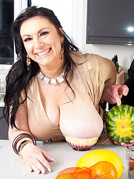 TargetVids presents: Sex in the kitchen