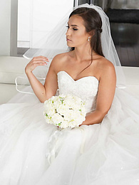 TargetVids presents: Bootylicious bride Kelsi Monroe screws a handsome officiant on her wedding day